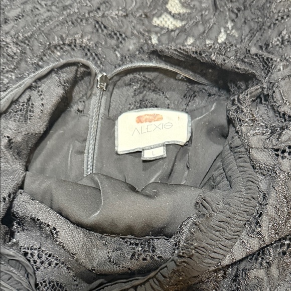 Alexis Black Fala Lace Midi Dress, EUC - Picture 12 of 13